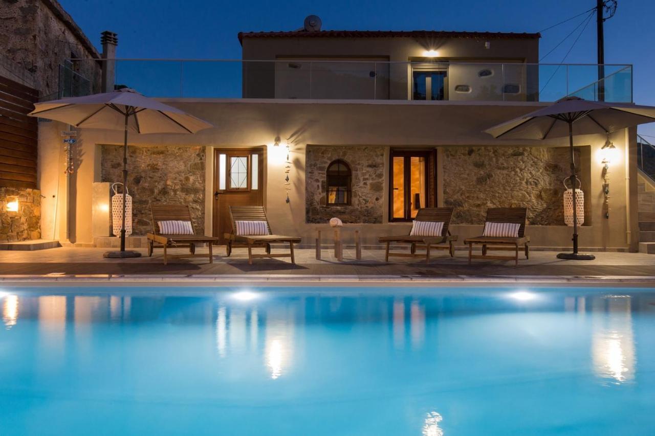 Tzouganos Villa Sfinárion Екстериор снимка