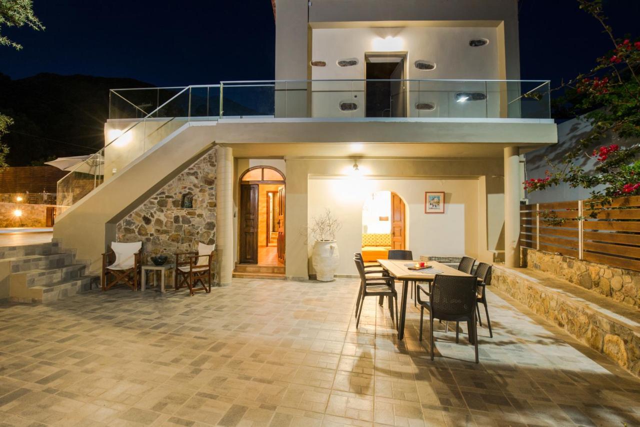 Tzouganos Villa Sfinárion Екстериор снимка
